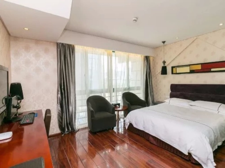 Yiwu Bai Heng Hotel