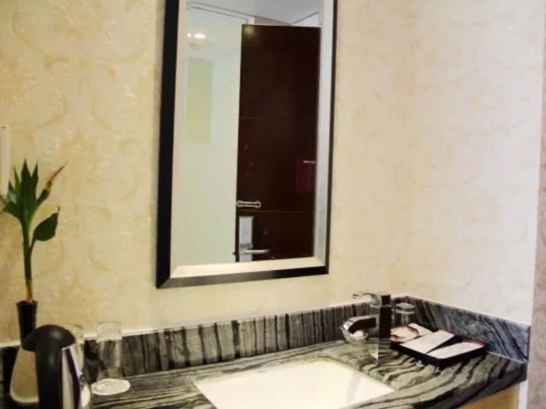 Yiwu Bai Heng Hotel