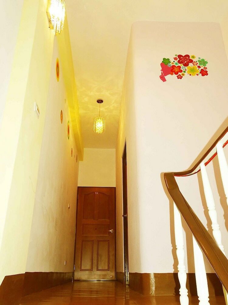 Hostal Big Bear Hostel