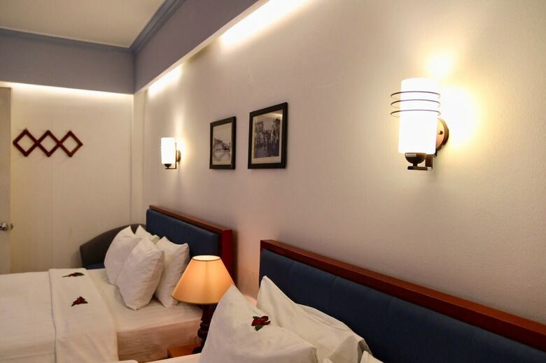 Hotel Hanoi Old Quarter House