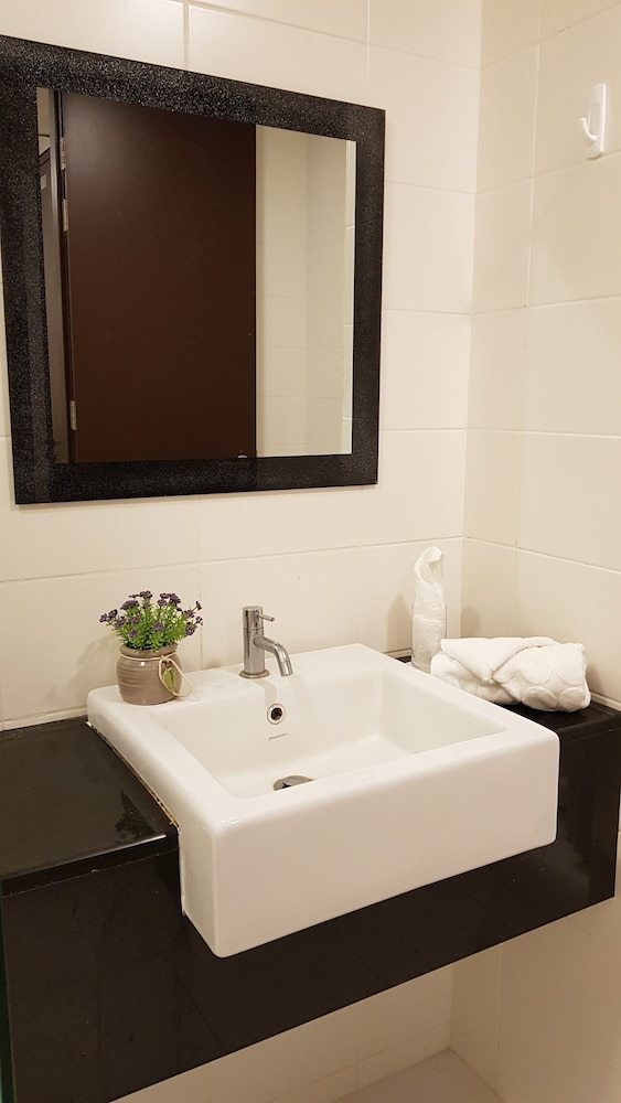 Apartamentos Euzmo Residences At Trefoil