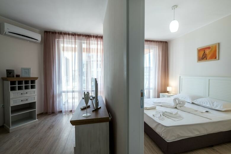 Apartamentos Gliko Seaside Residence