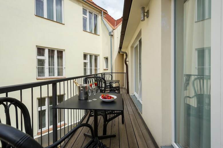 Empirent Design Apartments