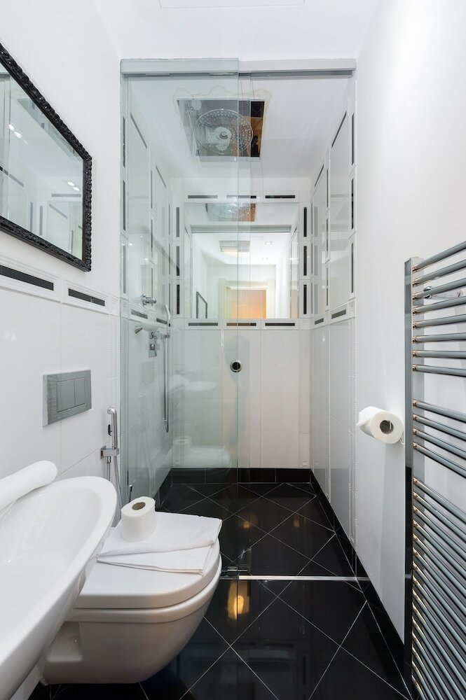 Empirent Design Apartments