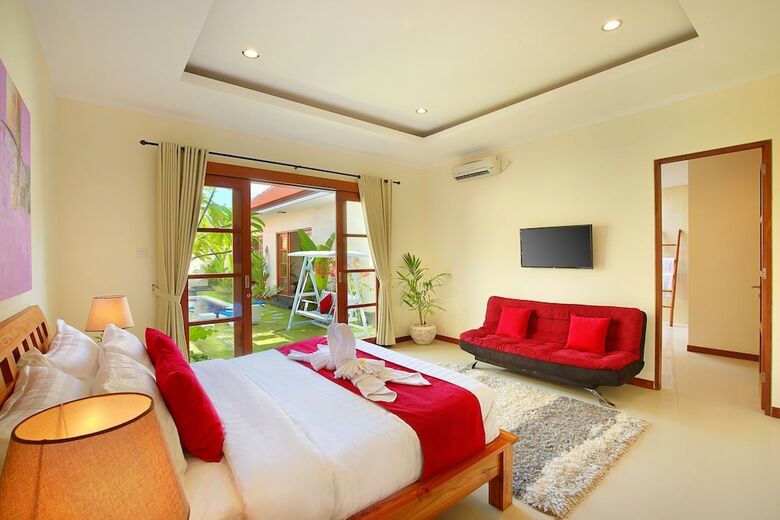 Nicola Villa Seminyak Beachside