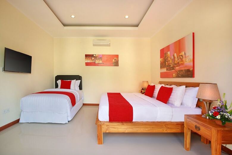 Nicola Villa Seminyak Beachside