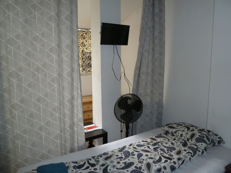 Hotel Midtown Guest House
