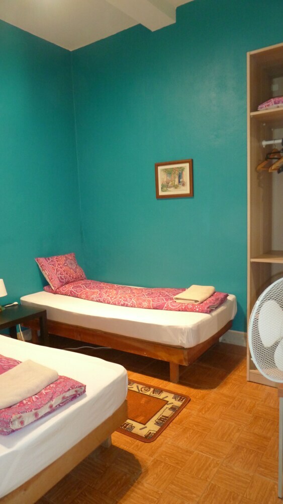 Hotel Midtown Guest House