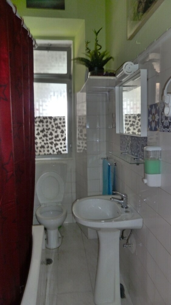 Hotel Midtown Guest House