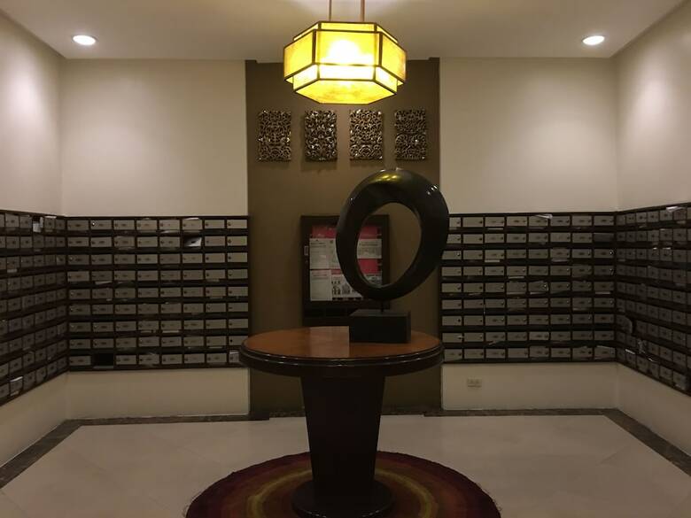 Stunning Eastwood Condo Suite