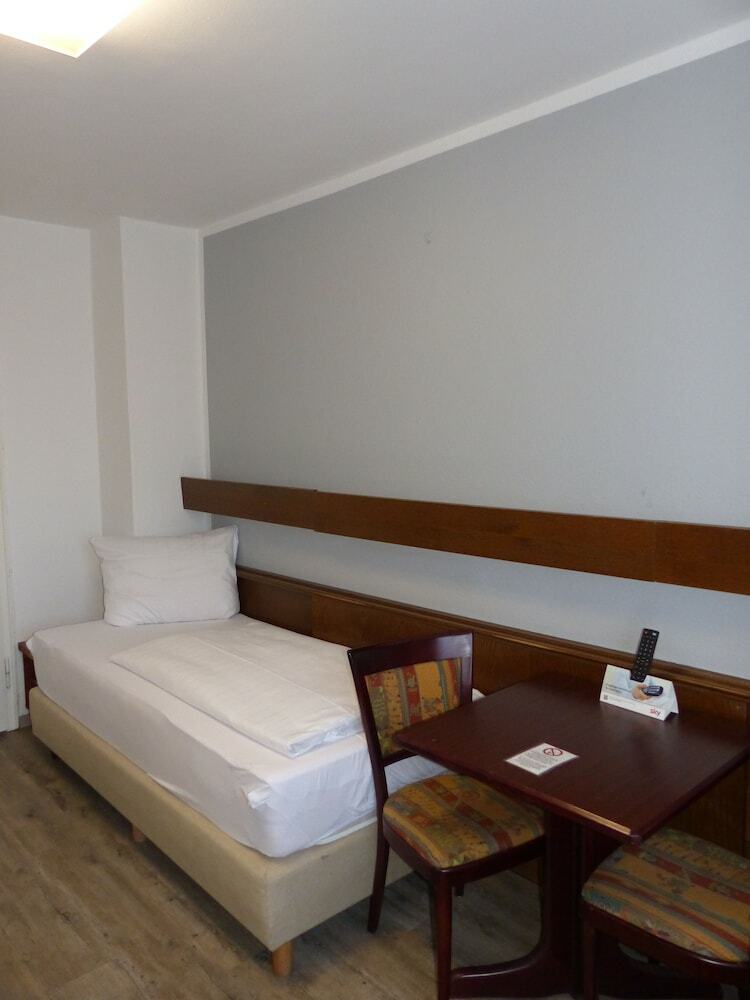 Hotel Pension K�berl