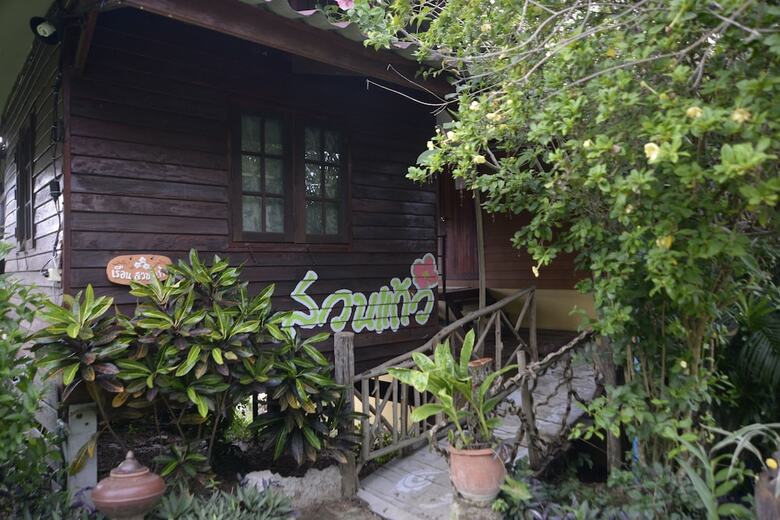 Hotel Phuzai Kaew Resort