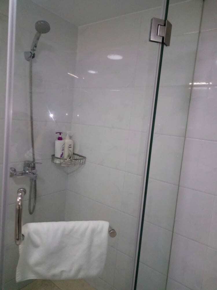 Kela Service Apartment Hotel