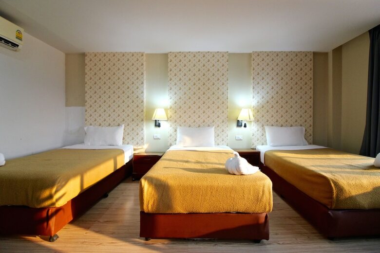 Hotel Pornpailin Riverside Resort