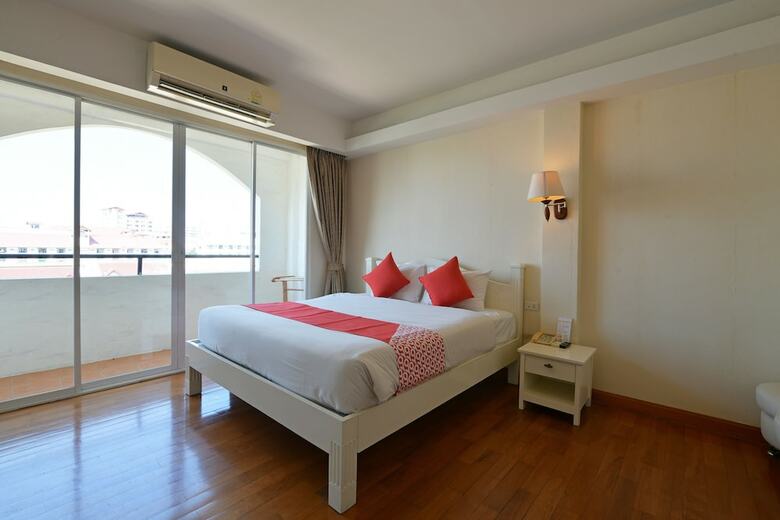 Hotel 12heh Pattaya