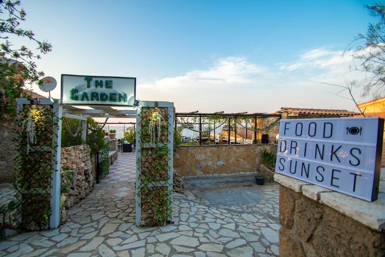 Aparthotel Agoulos Beach Hotel