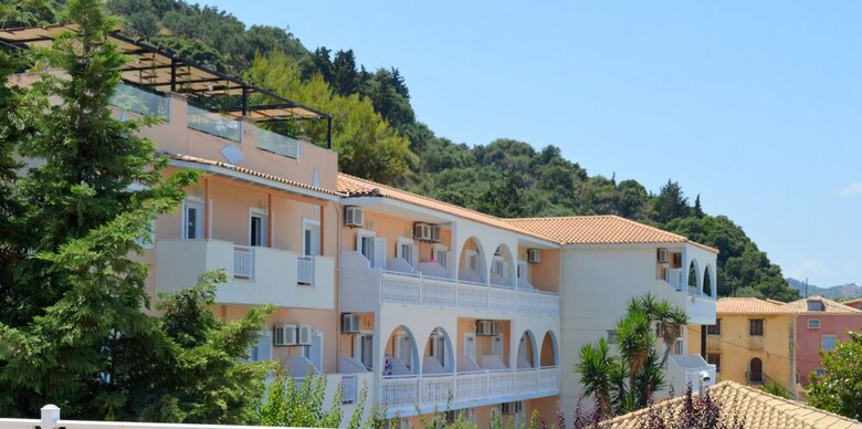 Aparthotel Agoulos Beach Hotel