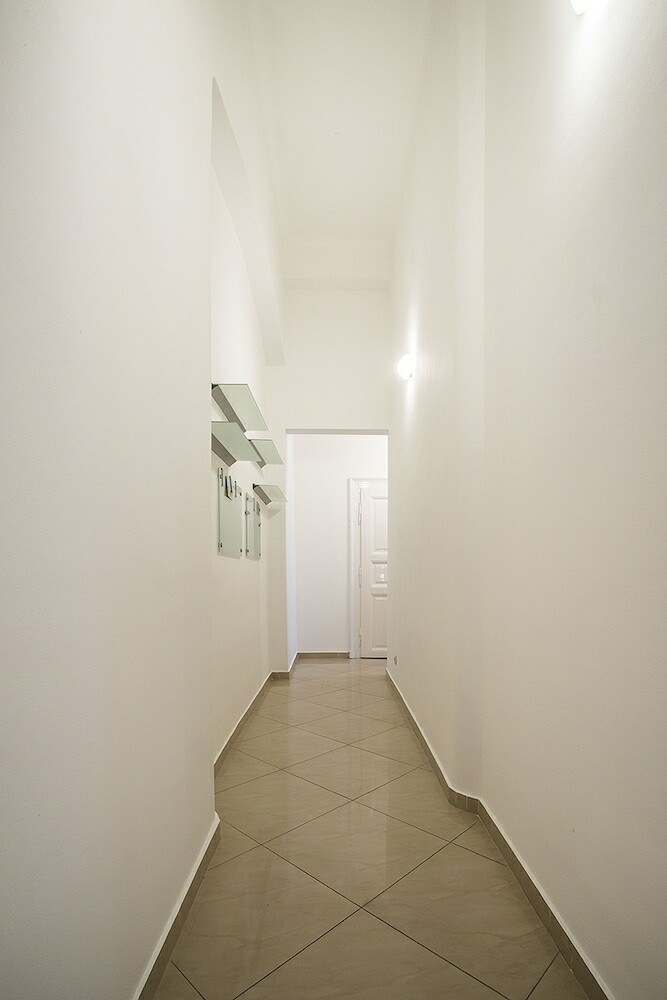 Large Central Apartments K�lm�n Imre