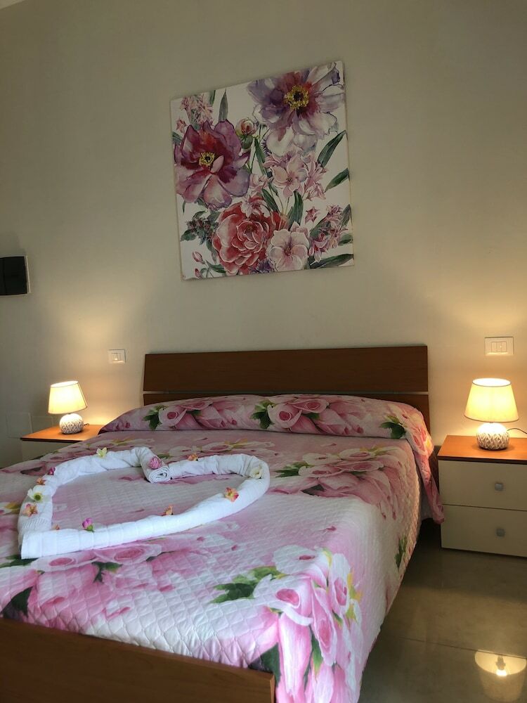 Vol� Club Bed & Breakfast