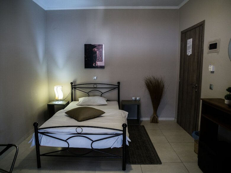 Hotel Gina Studios