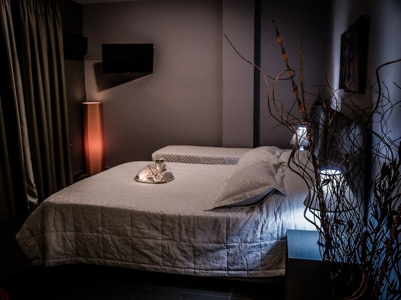 Hotel Gina Studios