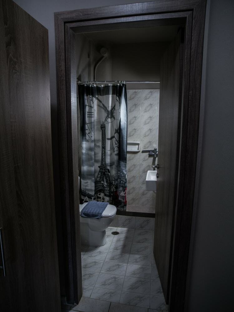 Hotel Gina Studios