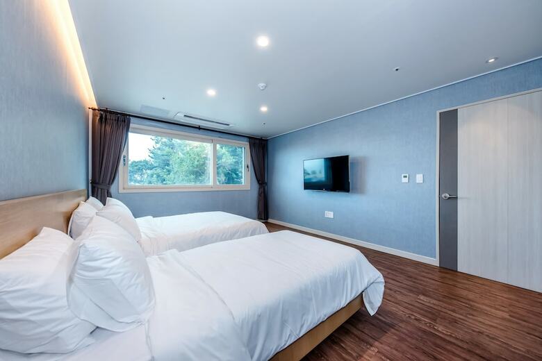 Jnb Family Hotel