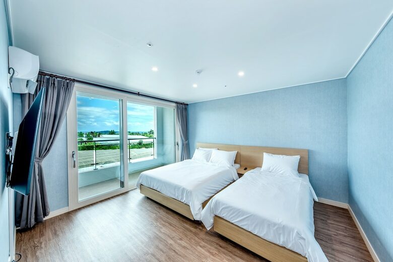 Jnb Family Hotel