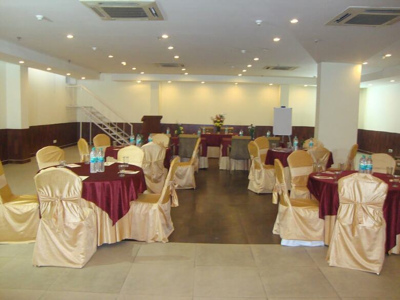 Hotel Sumedha Premium
