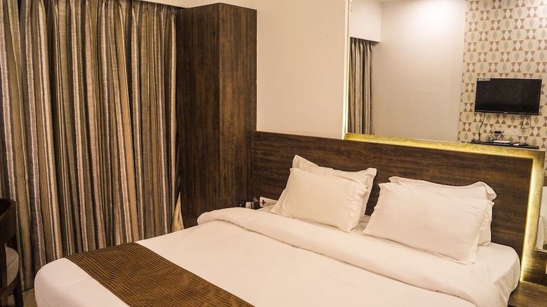 Bed & Breakfast Jai Malahar Residency