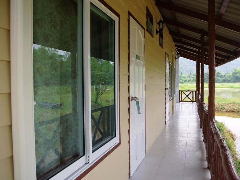 Hotel Baansuan Saisamorn Resort