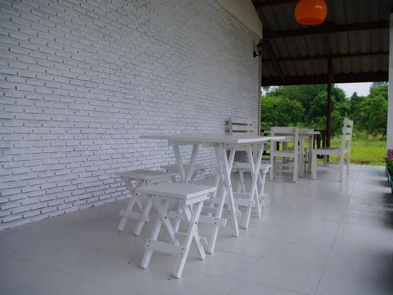Hotel Baansuan Saisamorn Resort