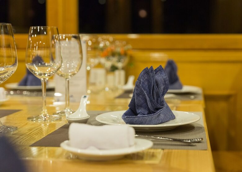 Maya Halong Cruises