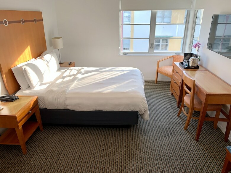 Avalon Hotel