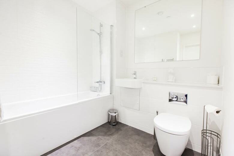 City Stay Apartments - Platform