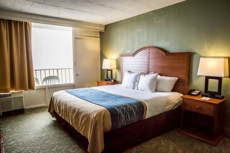 Hotel Comfort Inn South Oceanfront