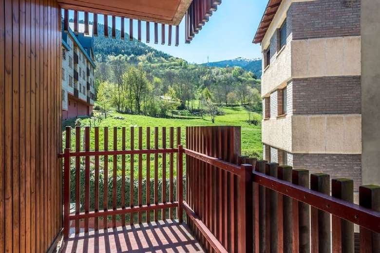 Apartamentos Homenfun Saporo Baqueira