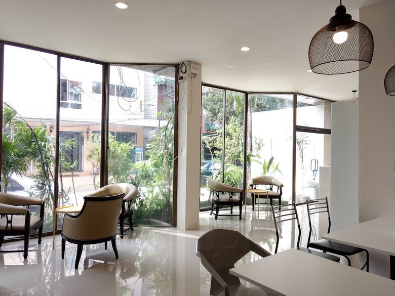 Hostal Rama 9 Kamin Bird Hostel