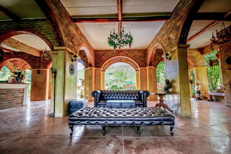 Hotel La Toscana Resort