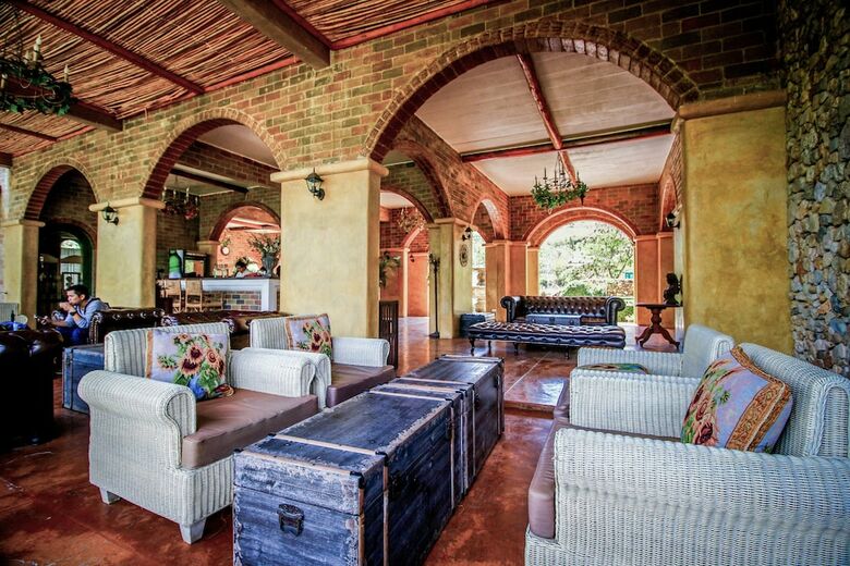 Hotel La Toscana Resort