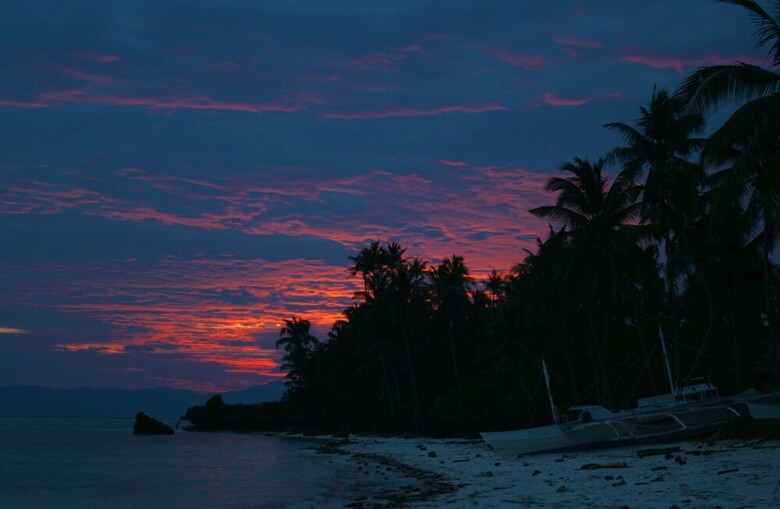 Hotel Island View Beachfront Resort