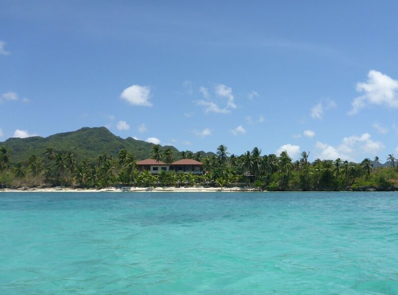 Hotel Island View Beachfront Resort