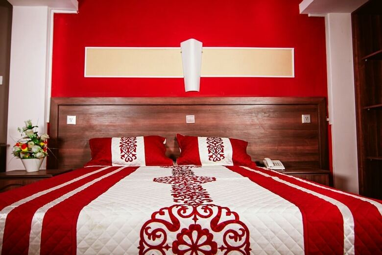 The Siron Place Hotel