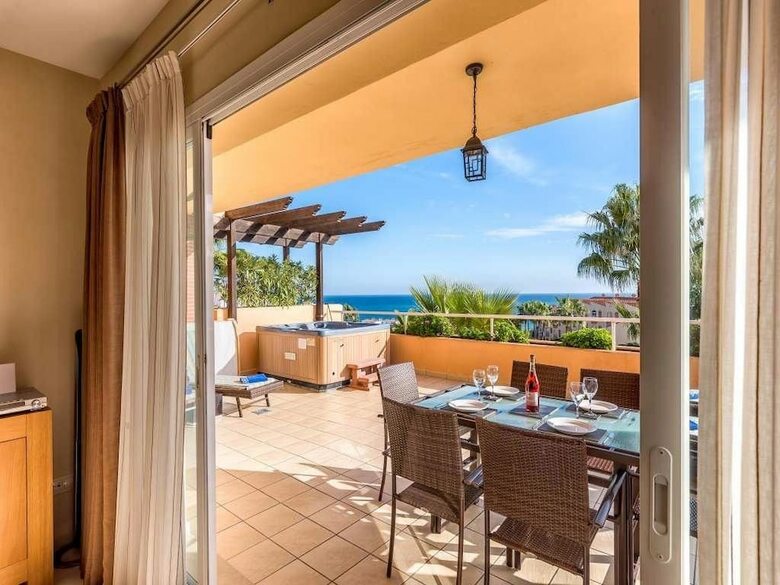 Malibu Apartments
