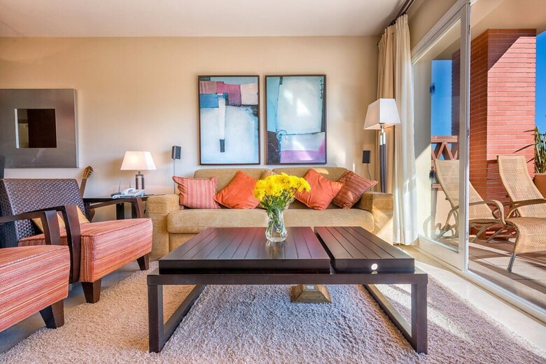 Malibu Apartments