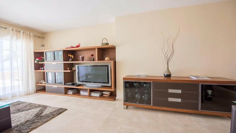 Malibu Apartments