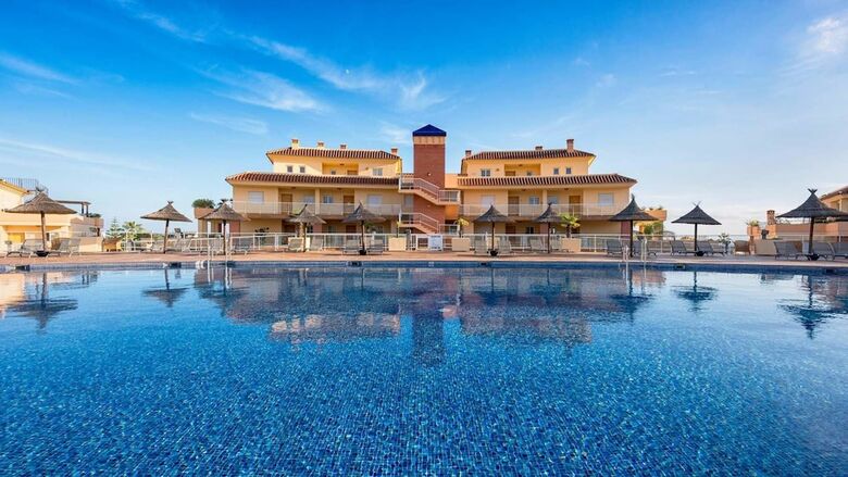 Malibu Apartments