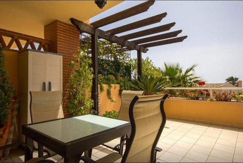 Malibu Apartments