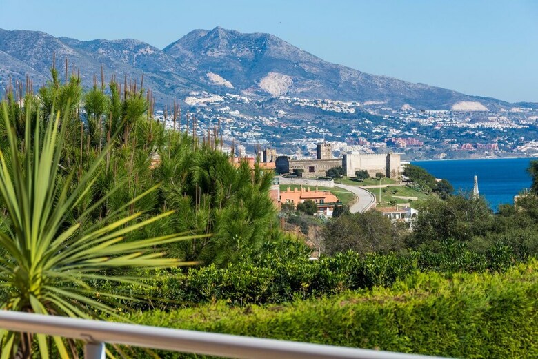 Malibu Apartments