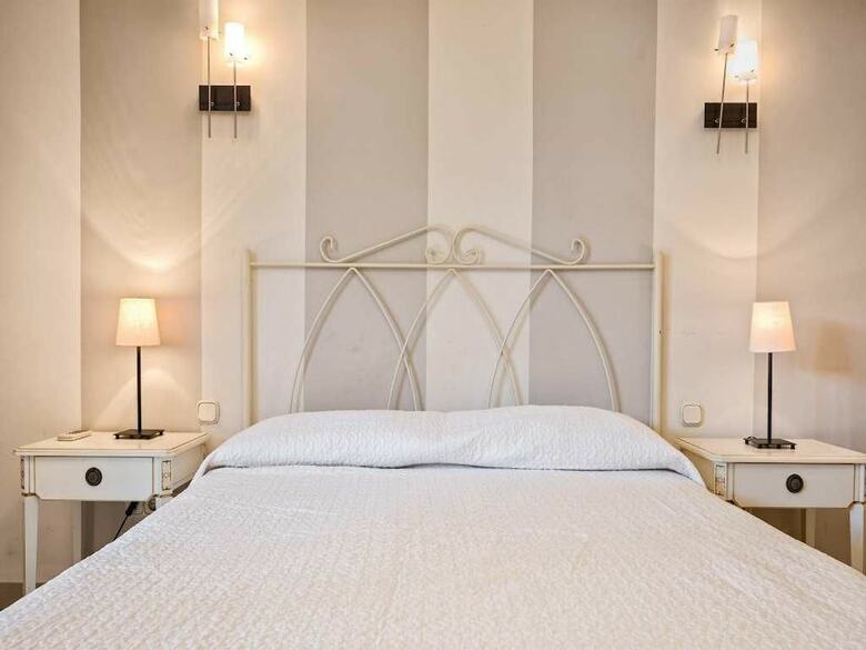 Villa Espa�a
